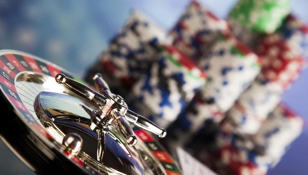 Live dealer roulette table interface showing betting options and wheel